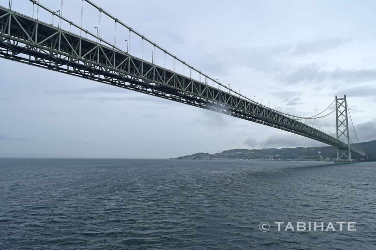 小豆島ジャンボフェリーから見る明石海峡大橋